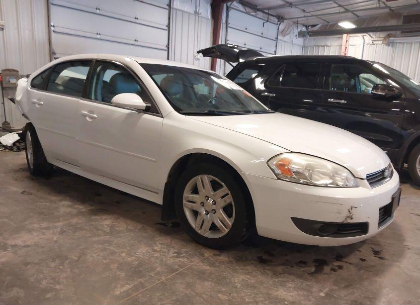 2010 Chevrolet Impala LT (VIN 2G1WB5EN2A1249095) main photo