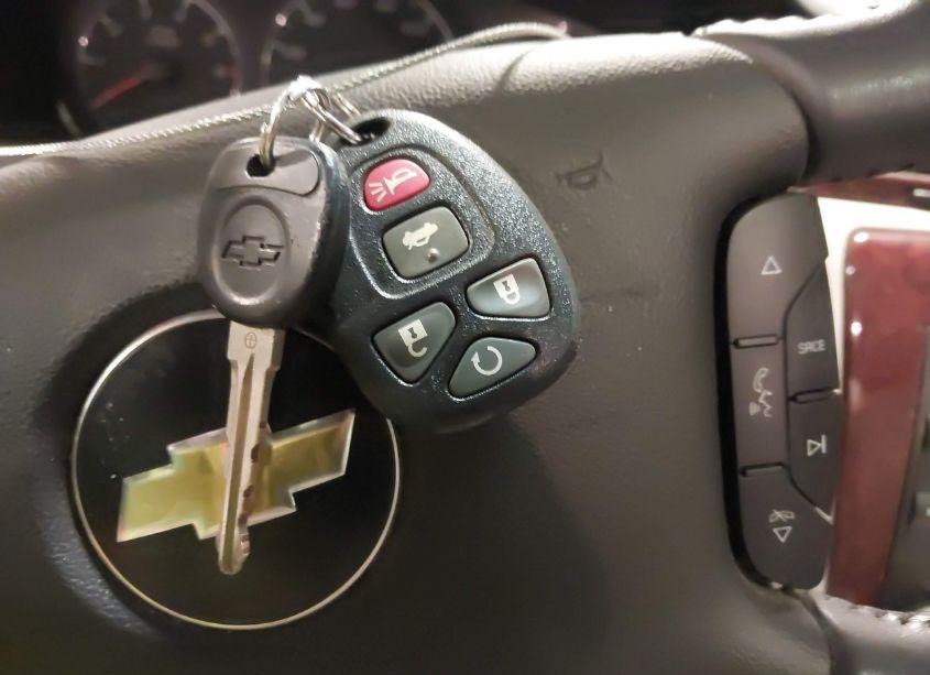 Photo 11 of 2010 Chevrolet Impala LT (VIN 2G1WB5EN2A1249095)