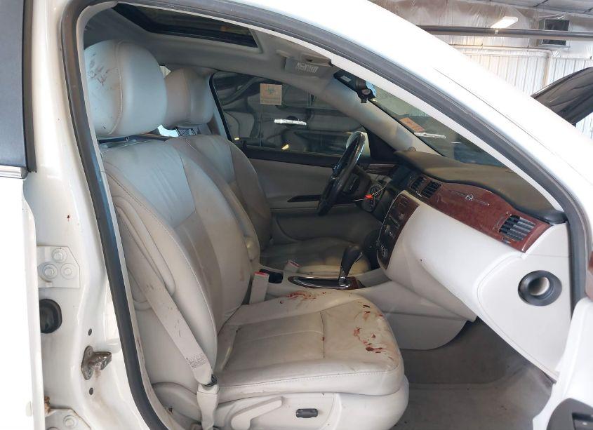 Photo 5 of 2010 Chevrolet Impala LT (VIN 2G1WB5EN2A1249095)