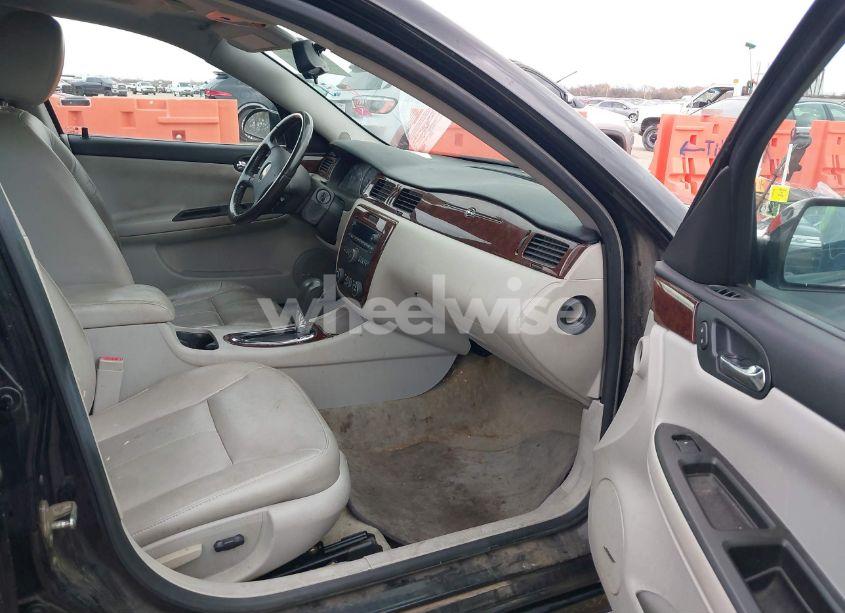 Photo 5 of 2010 Chevrolet Impala LT (VIN 2G1WB5EN3A1254127)