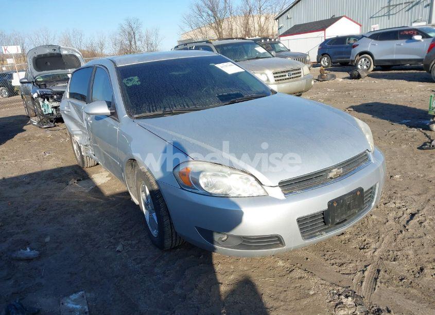 2010 Chevrolet Impala LT (VIN 2G1WB5EN5A1113799) main photo