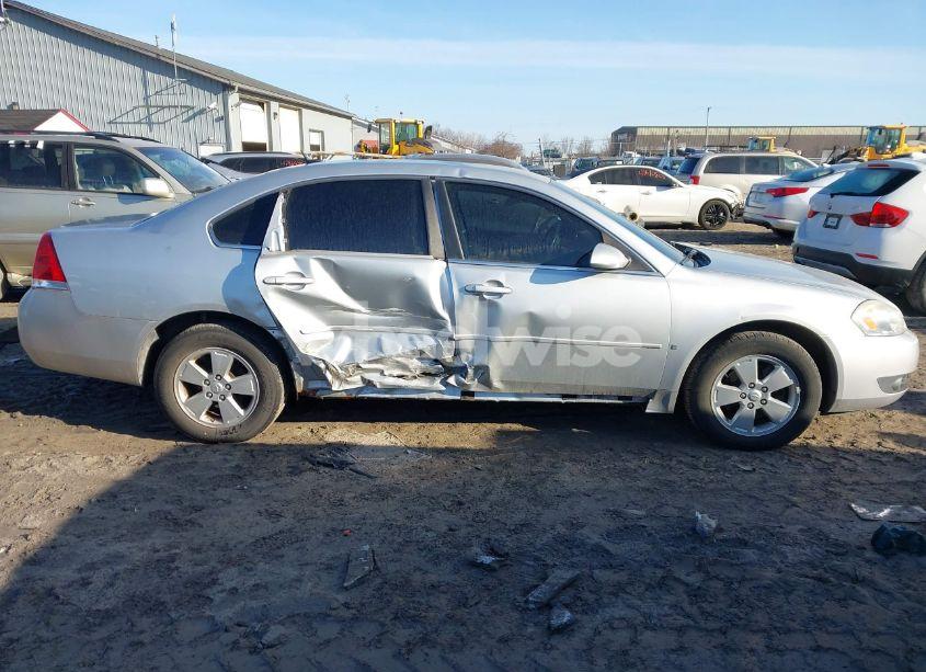 Photo 13 of 2010 Chevrolet Impala LT (VIN 2G1WB5EN5A1113799)