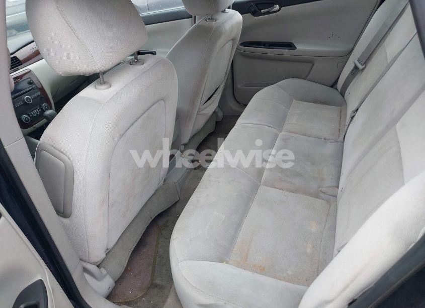 Photo 8 of 2010 Chevrolet Impala LT (VIN 2G1WB5EN6A1234311)