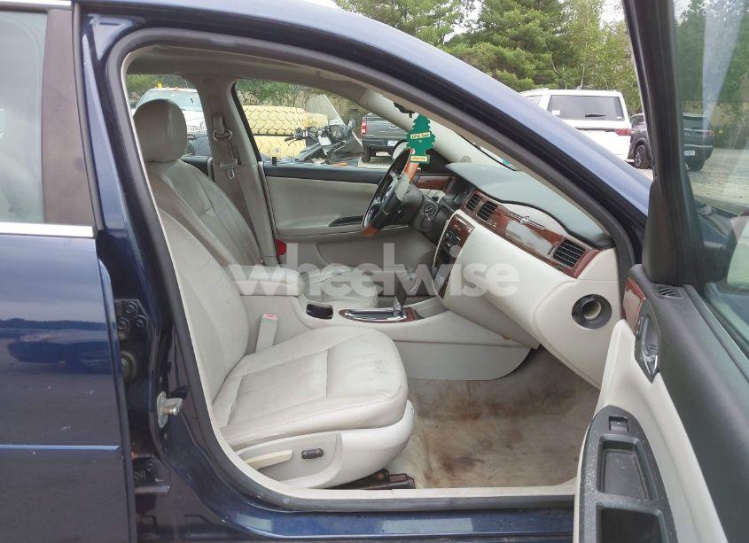 Photo 5 of 2010 Chevrolet Impala LT (VIN 2G1WB5EN7A1141006)