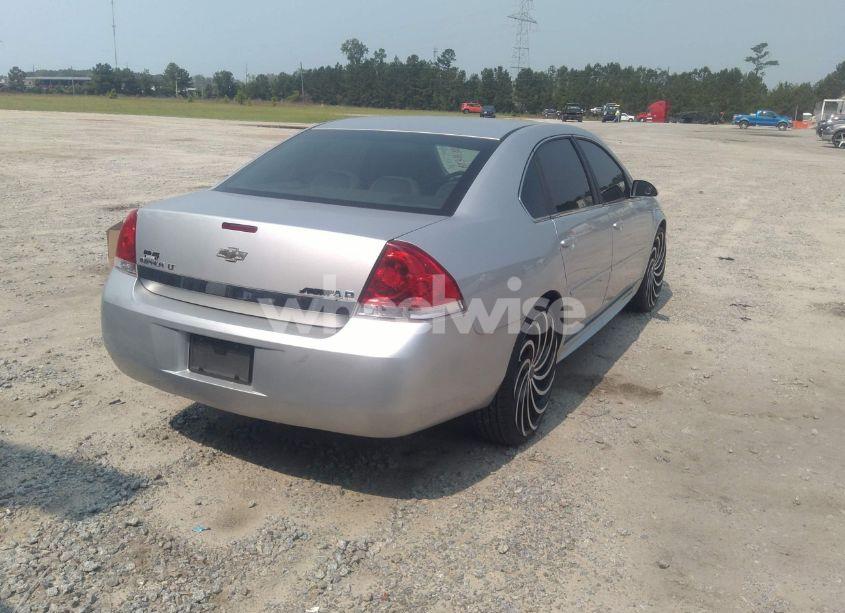 Photo 4 of 2010 Chevrolet Impala LT (VIN 2G1WB5EN8A1175892)