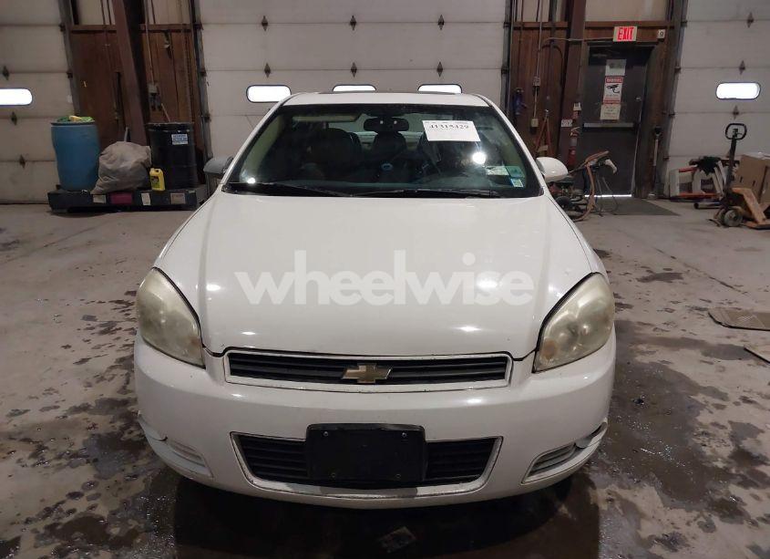 Photo 12 of 2010 Chevrolet Impala LT (VIN 2G1WB5ENXA1136690)