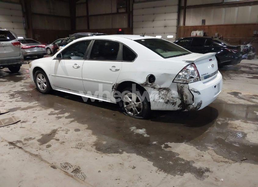 Photo 3 of 2010 Chevrolet Impala LT (VIN 2G1WB5ENXA1136690)