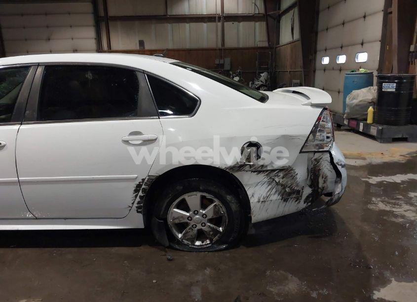 Photo 6 of 2010 Chevrolet Impala LT (VIN 2G1WB5ENXA1136690)