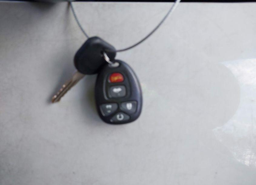 Photo 11 of 2010 Chevrolet Impala LT (VIN 2G1WB5ENXA1200064)