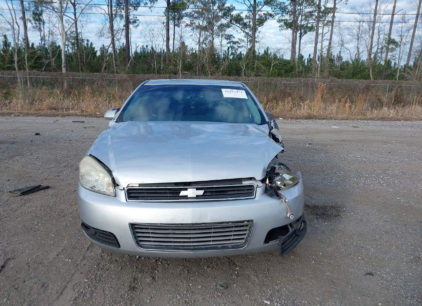 Photo 12 of 2010 Chevrolet Impala LT (VIN 2G1WB5ENXA1200064)