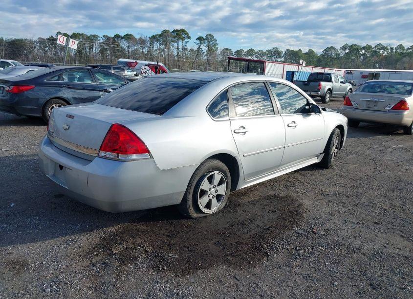 Photo 4 of 2010 Chevrolet Impala LT (VIN 2G1WB5ENXA1200064)