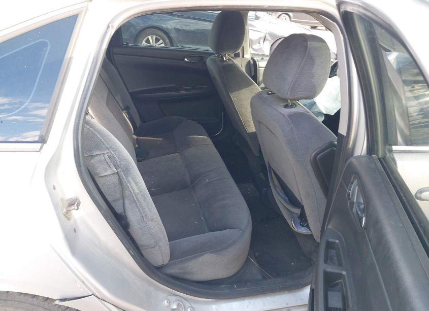 Photo 8 of 2010 Chevrolet Impala LT (VIN 2G1WB5ENXA1200064)