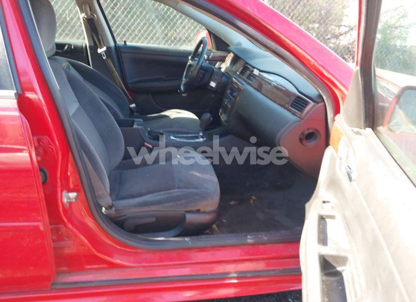 Photo 5 of 2010 Chevrolet Impala LT (VIN 2G1WB5ENXA1250253)