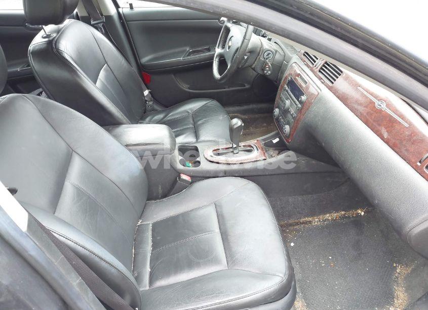 Photo 5 of 2009 Chevrolet Impala LT (VIN 2G1WC57M491126072)