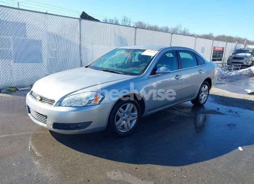 Photo 2 of 2008 Chevrolet Impala LT (VIN 2G1WC583389271397)