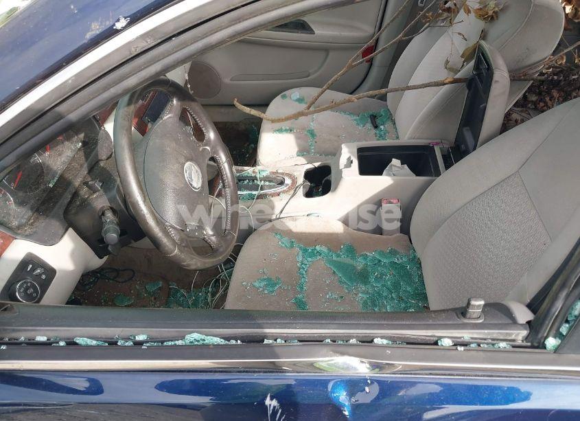 Photo 12 of 2008 Chevrolet Impala LT (VIN 2G1WC583881282281)