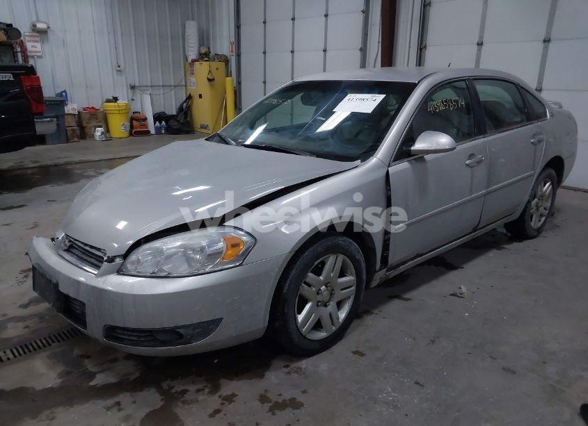 Photo 2 of 2007 Chevrolet Impala LT (VIN 2G1WC58R379255428)