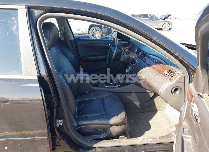 Photo 5 of 2012 Chevrolet Impala LTZ (VIN 2G1WC5E31C1186943)