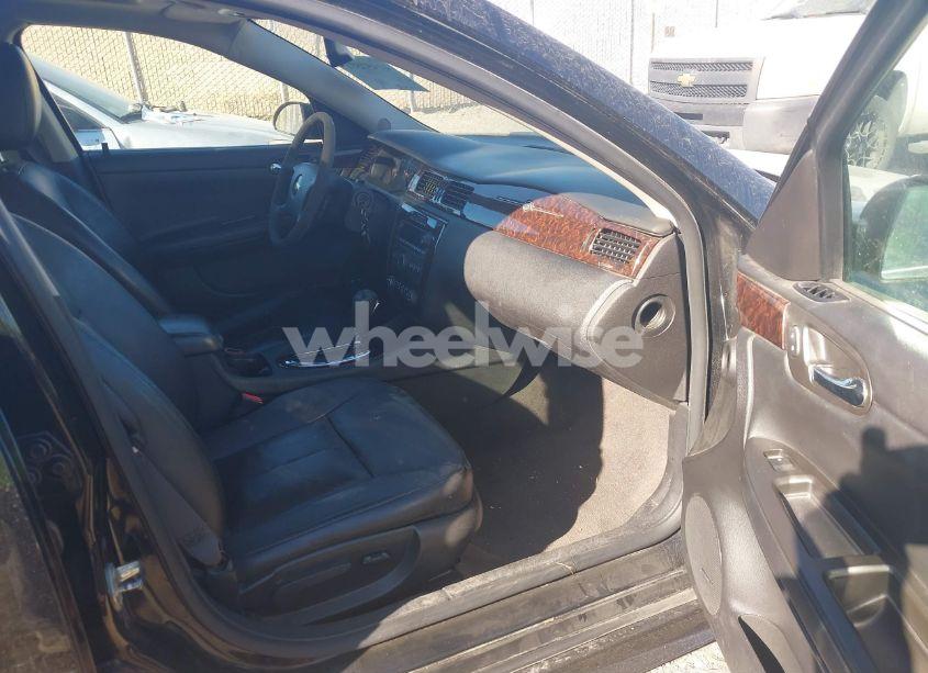 Photo 5 of 2015 Chevrolet Impala LIMITED LTZ (VIN 2G1WC5E31F1162663)