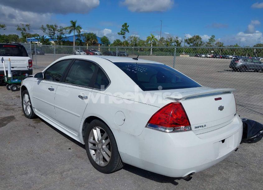 Photo 3 of 2013 Chevrolet Impala LTZ (VIN 2G1WC5E32D1118796)