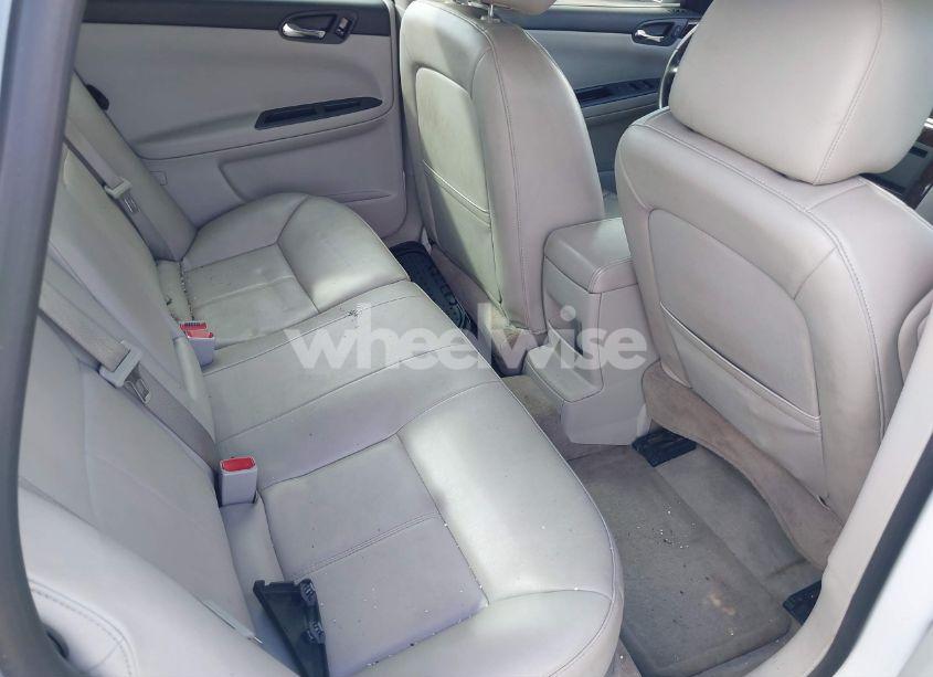 Photo 8 of 2013 Chevrolet Impala LTZ (VIN 2G1WC5E32D1118796)