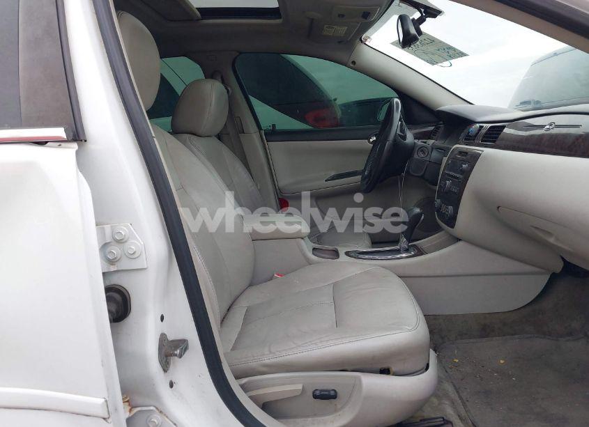 Photo 5 of 2012 Chevrolet Impala LTZ (VIN 2G1WC5E33C1111953)