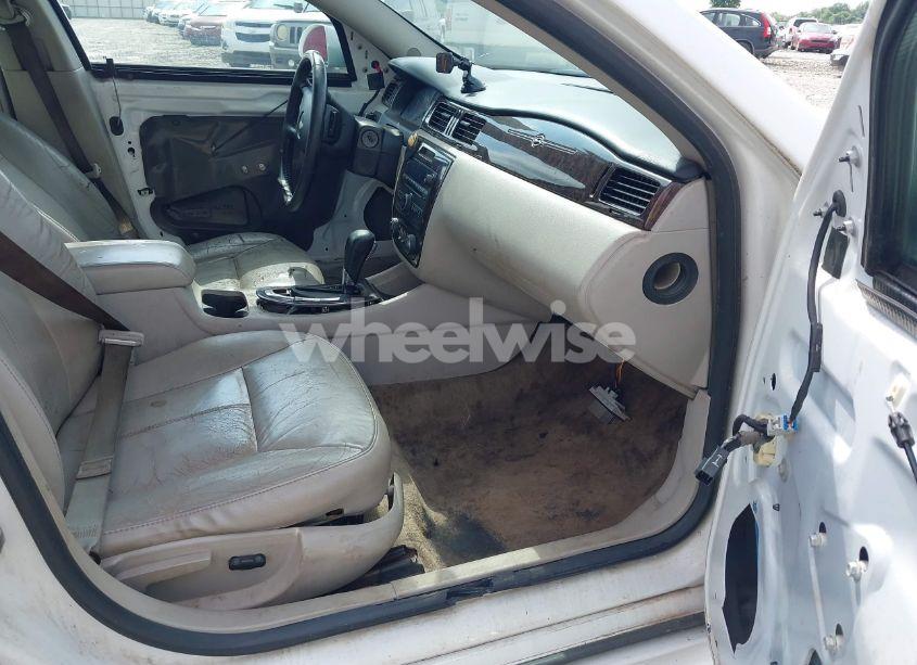 Photo 5 of 2013 Chevrolet Impala LTZ (VIN 2G1WC5E33D1198819)