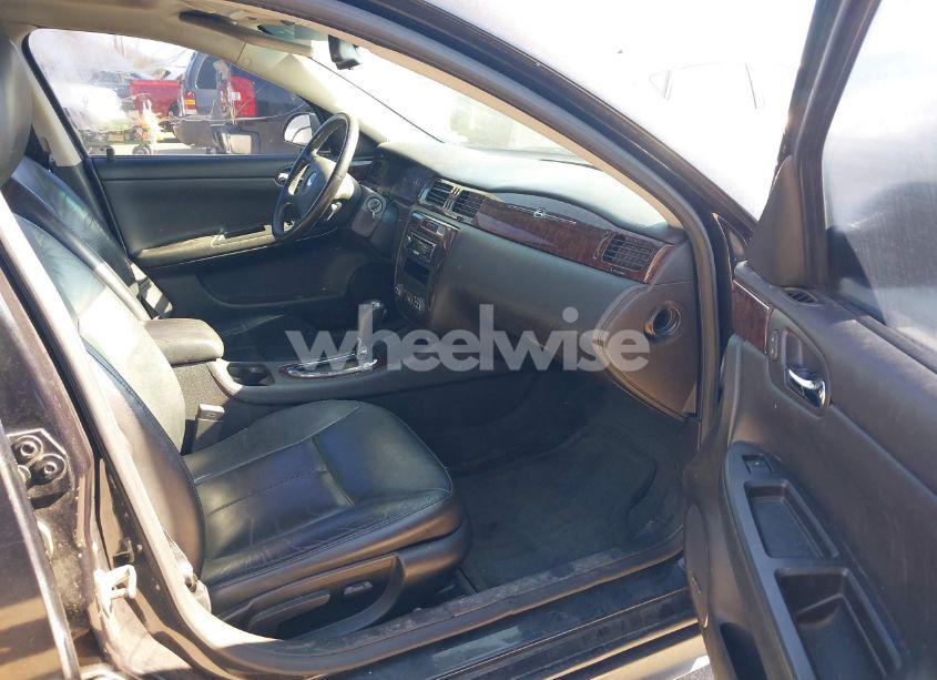 Photo 5 of 2012 Chevrolet Impala LTZ (VIN 2G1WC5E35C1125708)