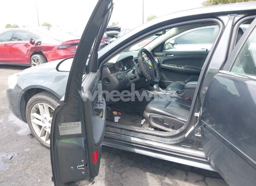 Photo 5 of 2012 Chevrolet Impala LTZ (VIN 2G1WC5E35C1204442)