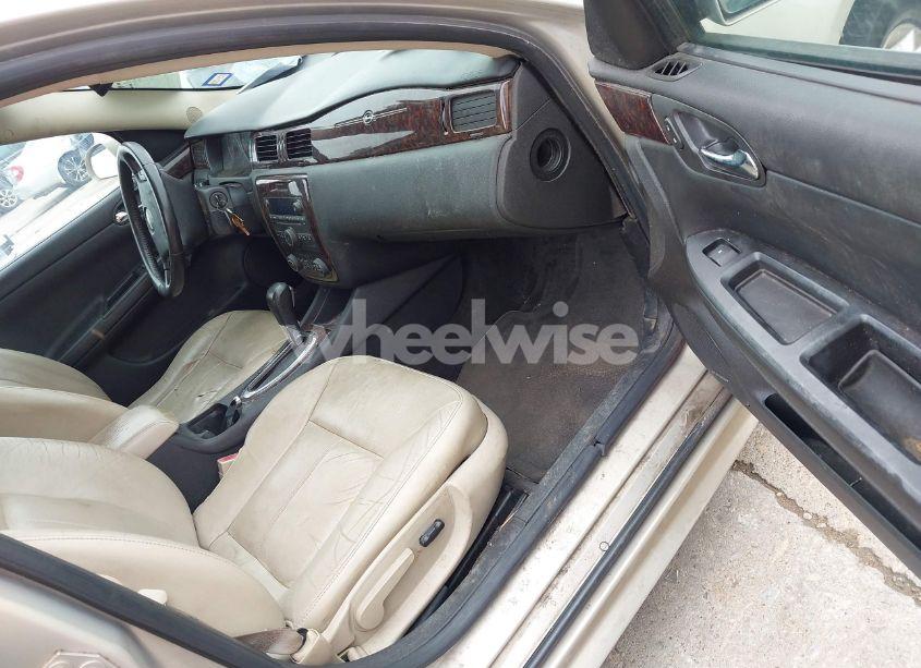 Photo 5 of 2012 Chevrolet Impala LTZ (VIN 2G1WC5E35C1306744)