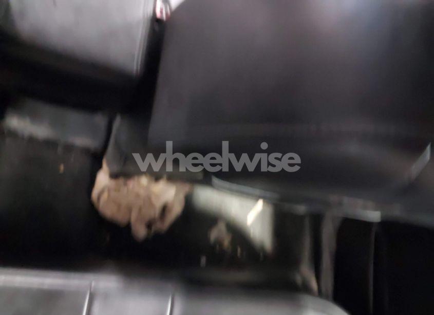 Photo 8 of 2013 Chevrolet Impala LTZ (VIN 2G1WC5E35D1122633)