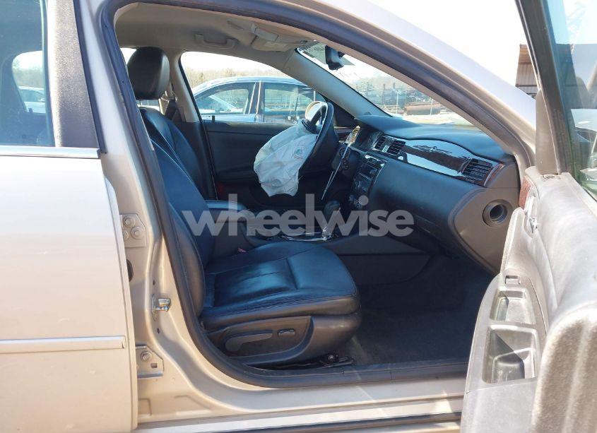 Photo 5 of 2012 Chevrolet Impala LTZ (VIN 2G1WC5E37C1207665)