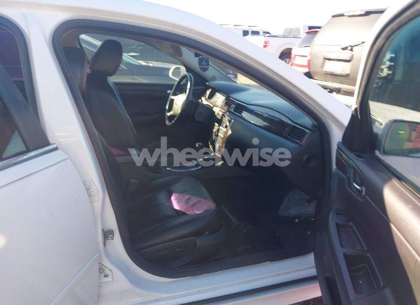 Photo 5 of 2012 Chevrolet Impala LTZ (VIN 2G1WC5E37C1269938)