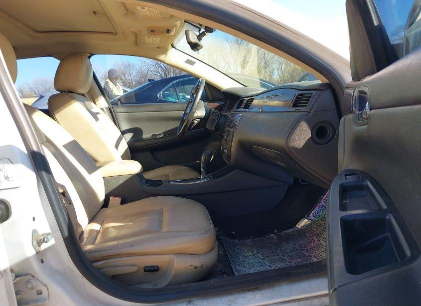 Photo 5 of 2012 Chevrolet Impala LTZ (VIN 2G1WC5E38C1311971)