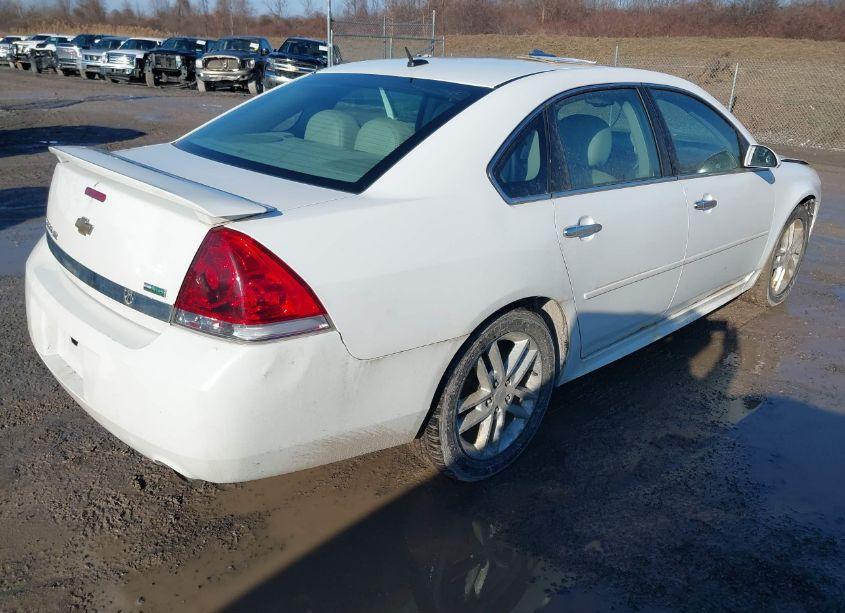 Photo 4 of 2011 Chevrolet Impala LTZ (VIN 2G1WC5EM0B1109410)
