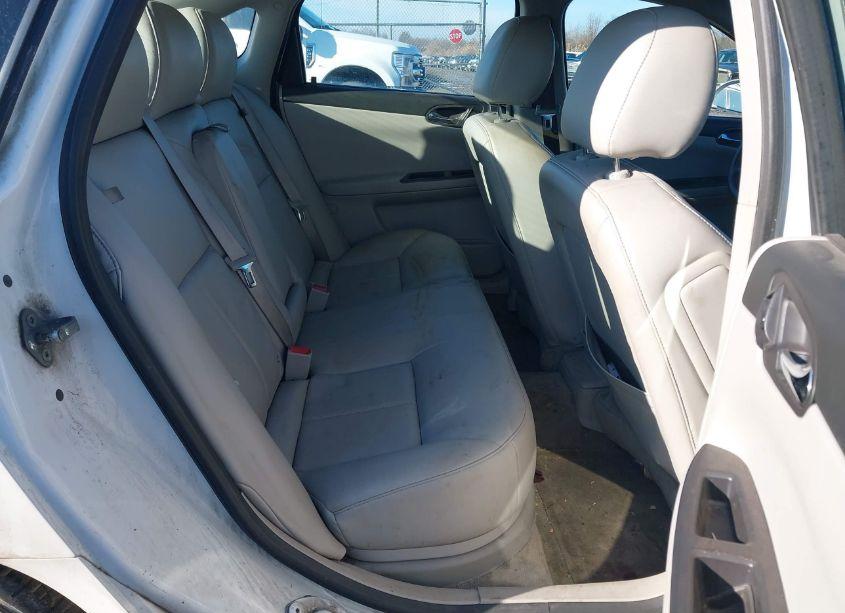 Photo 8 of 2011 Chevrolet Impala LTZ (VIN 2G1WC5EM0B1109410)