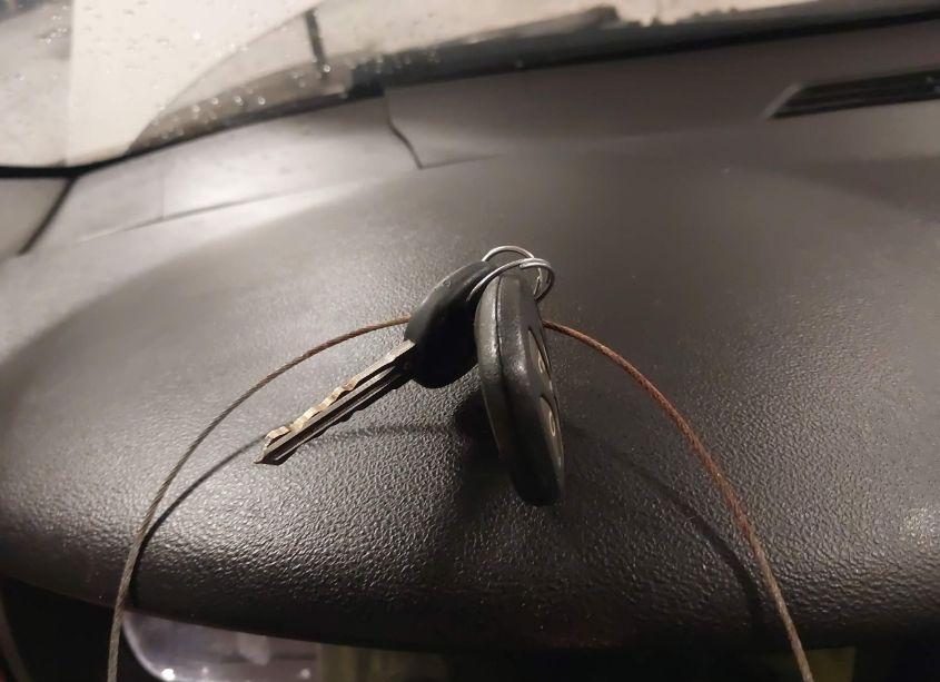 Photo 11 of 2010 Chevrolet Impala LTZ (VIN 2G1WC5EM1A1163717)