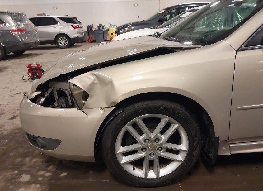 Photo 17 of 2010 Chevrolet Impala LTZ (VIN 2G1WC5EM1A1163717)