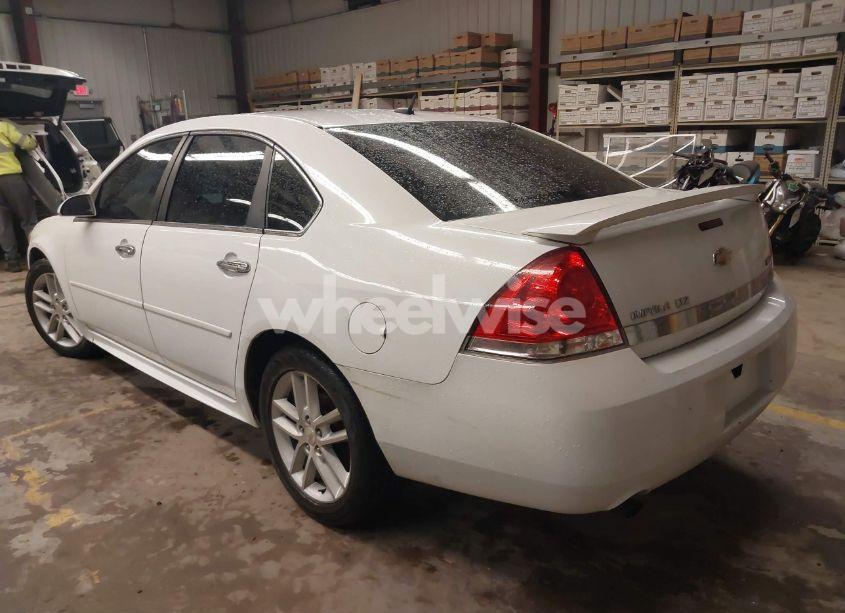 Photo 3 of 2010 Chevrolet Impala LTZ (VIN 2G1WC5EM1A1208168)