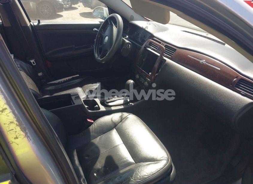 Photo 5 of 2011 Chevrolet Impala LTZ (VIN 2G1WC5EM1B1164075)