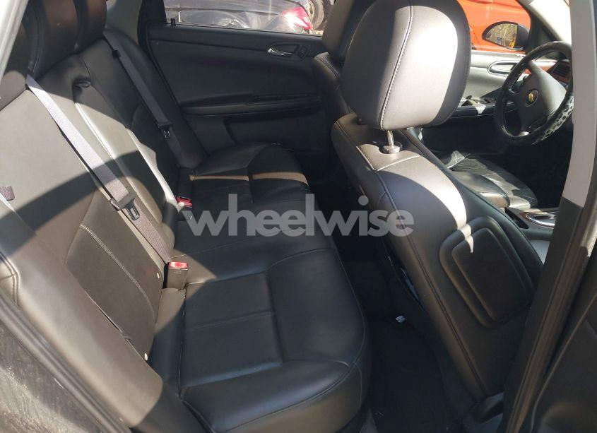 Photo 8 of 2011 Chevrolet Impala LTZ (VIN 2G1WC5EM1B1190689)