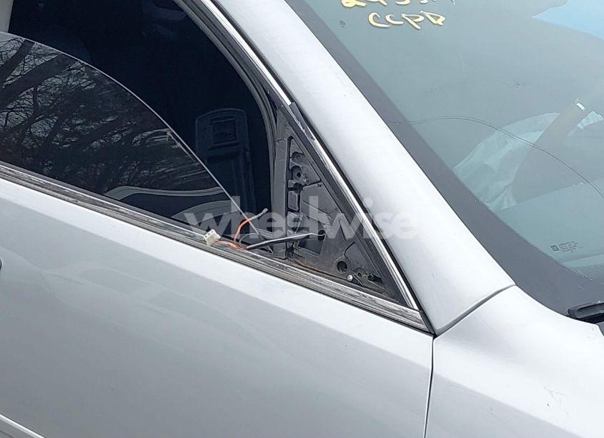 Photo 13 of 2011 Chevrolet Impala LTZ (VIN 2G1WC5EM2B1104936)