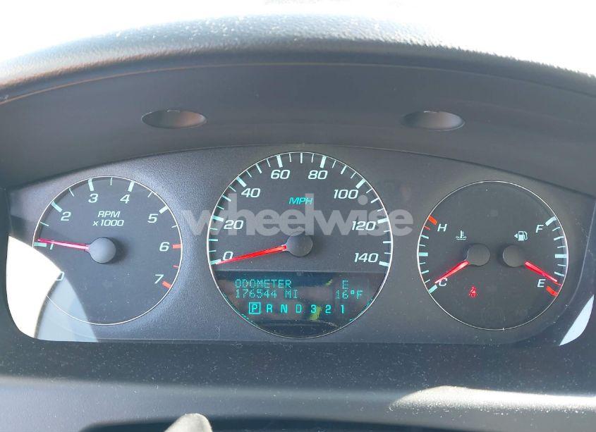 Photo 7 of 2011 Chevrolet Impala LTZ (VIN 2G1WC5EM2B1136642)