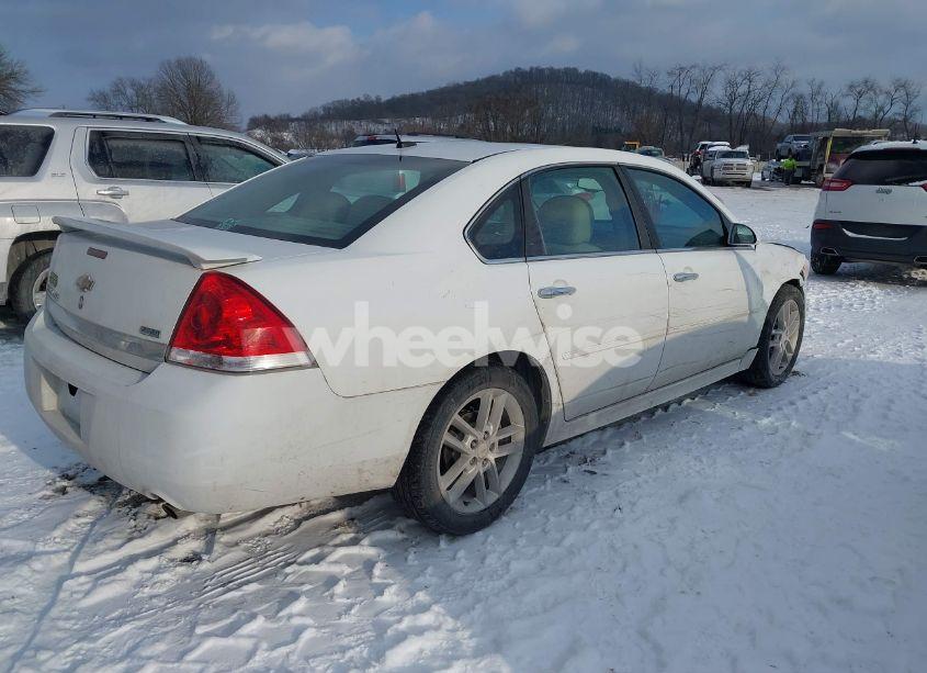 Photo 4 of 2011 Chevrolet Impala LTZ (VIN 2G1WC5EM2B1161007)