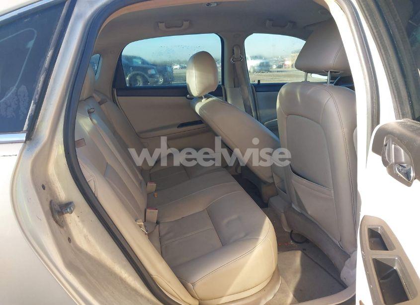 Photo 8 of 2011 Chevrolet Impala LTZ (VIN 2G1WC5EM2B1192161)