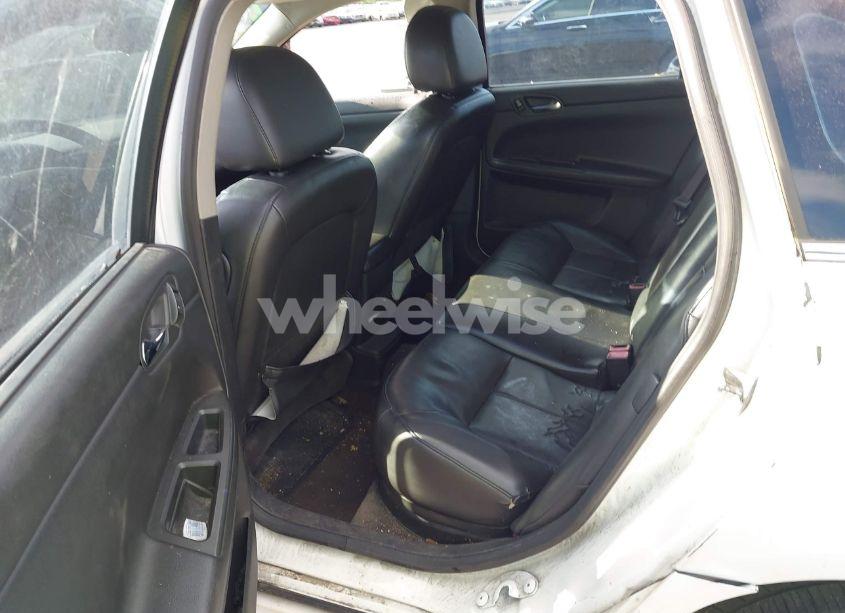 Photo 8 of 2011 Chevrolet Impala LTZ (VIN 2G1WC5EM2B1195626)