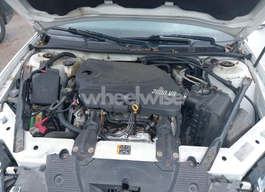 Photo 10 of 2011 Chevrolet Impala LTZ (VIN 2G1WC5EM2B1201389)
