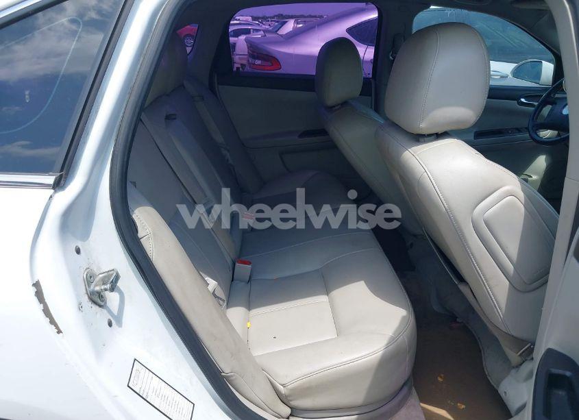 Photo 8 of 2011 Chevrolet Impala LTZ (VIN 2G1WC5EM3B1207928)