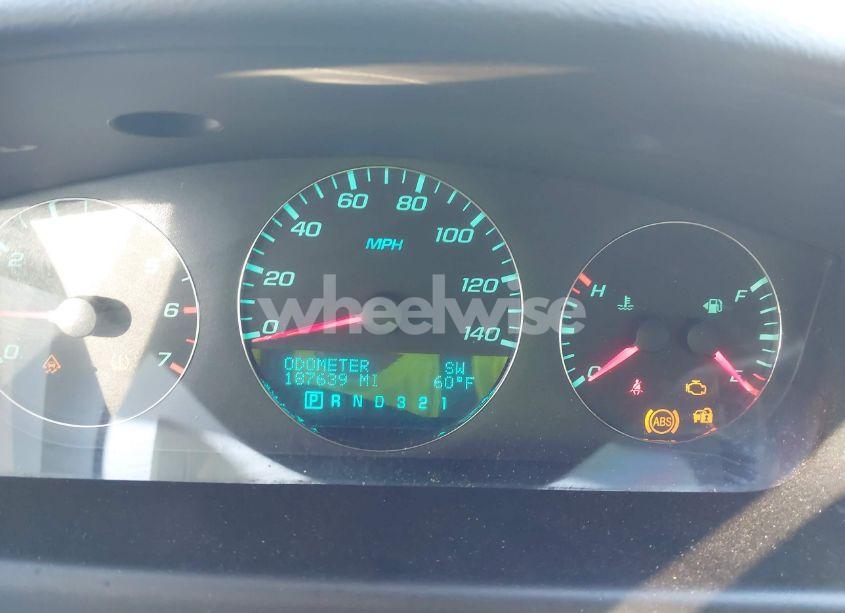 Photo 7 of 2010 Chevrolet Impala LTZ (VIN 2G1WC5EM4A1241701)