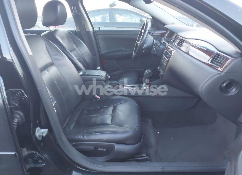 Photo 5 of 2011 Chevrolet Impala LTZ (VIN 2G1WC5EM4B1196809)